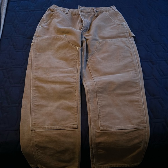 Carhartt Other - Selling a pair of carhartt work pants 32/30